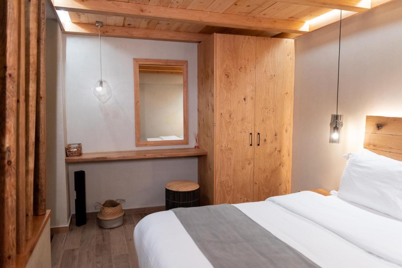 Theros By Agora Luxury In The Heart Of Appartement