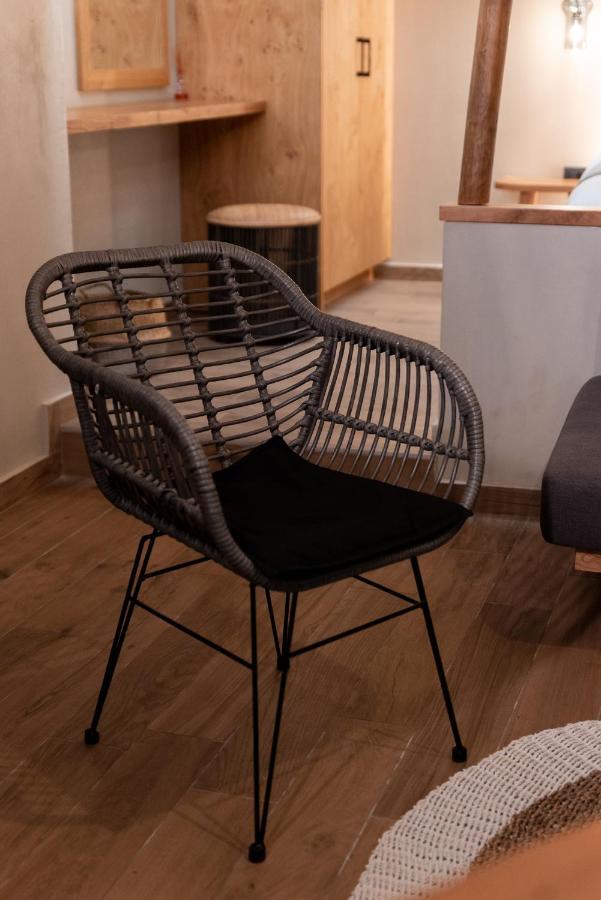 Theros By Agora Luxury In The Heart Of Appartement *