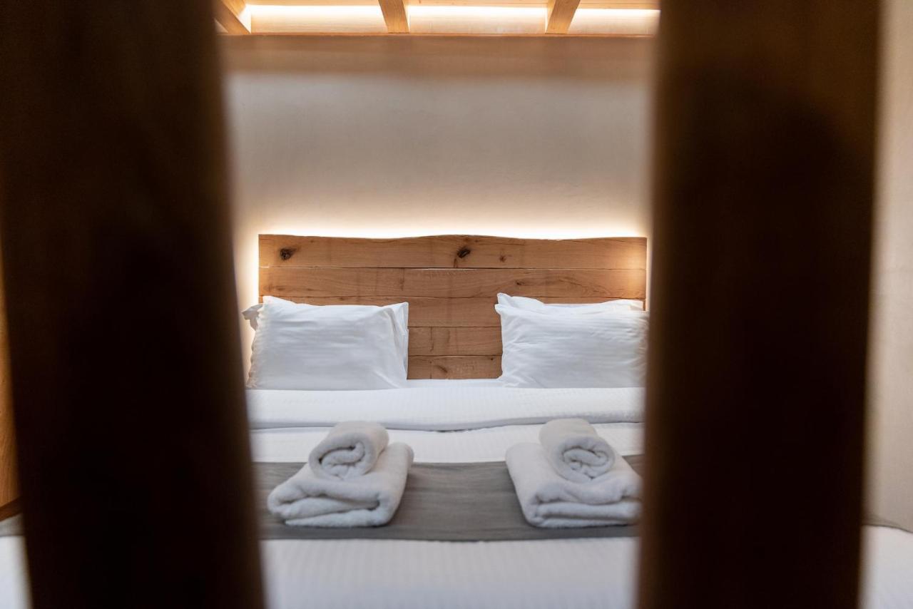 Theros By Agora Luxury In The Heart Of * Heraklion (Crete)