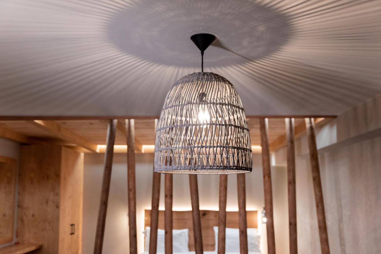 Theros By Agora Luxury In The Heart Of *