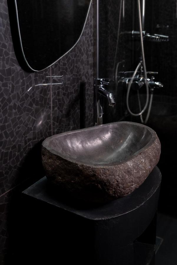 Theros By Agora Luxury In The Heart Of * Heraklion (Crete)